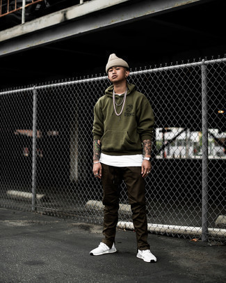 С чем носить темно-бирюзовый худи с принтом мужчине