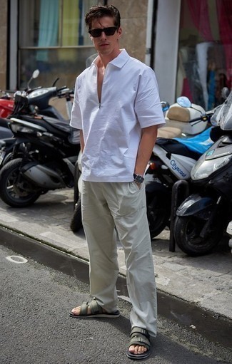 С чем носить темно-бирюзовые сандалии мужчине