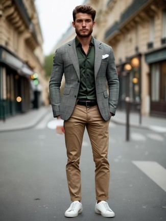 С чем носить темно-бирюзовую рубашку мужчине