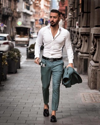 Какие рубашки с длинным рукавом носить с темно-бирюзовым костюмом