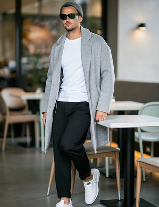 С чем носить темно-бирюзовые солнцезащитные очки мужчине