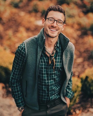 С чем носить табачную бандану мужчине