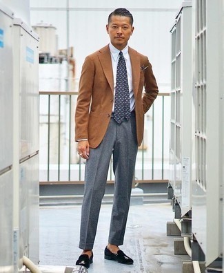 Какие лоферы носить с табачным пиджаком мужчине