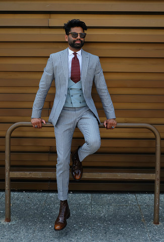 Какие костюмы носить с табачными ботинками броги