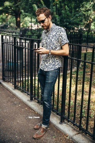 Какие джинсы носить с табачными брогами