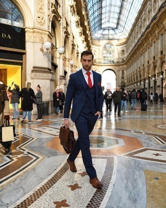 Какие костюмы-тройки носить с табачными брогами