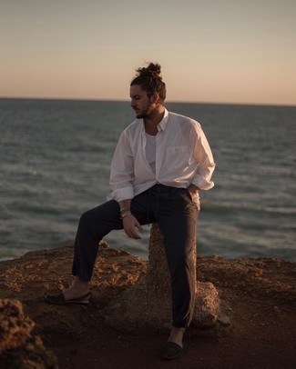 С чем носить табачные эспадрильи из плотной ткани мужчине