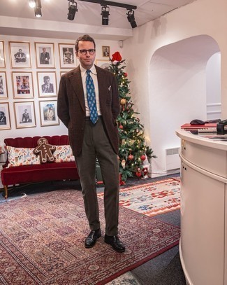 С чем носить табачный шерстяной пиджак в клетку мужчине