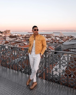 С чем носить табачную джинсовую куртку мужчине