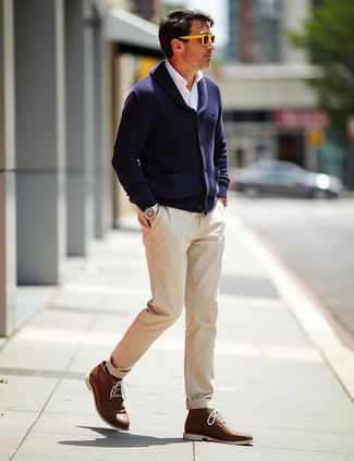 С чем носить табачные ботинки дезерты