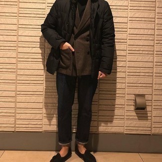 Какие водолазки носить с табачным двубортным пиджаком мужчине