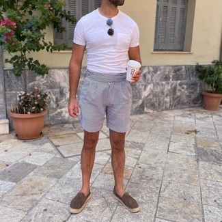 С чем носить табачные эспадрильи мужчине