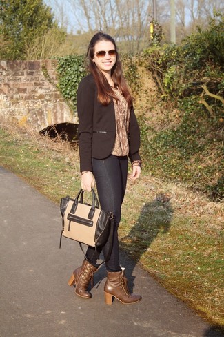 С чем носить табачные кожаные ботильоны