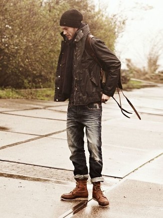 С чем носить табачный кожаный рюкзак мужчине