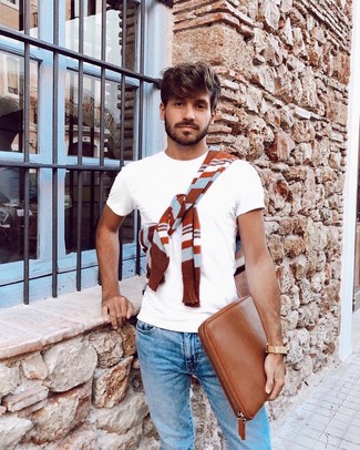 С чем носить табачный кожаный мужской клатч мужчине