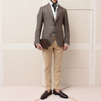 С чем носить табачный кожаный мужской клатч мужчине