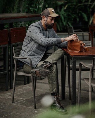 С чем носить табачную сумку почтальона