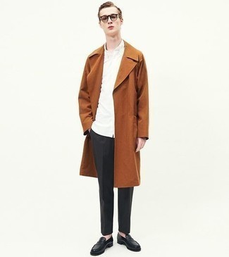 С чем носить табачное длинное пальто