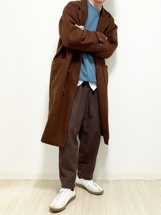 Какие свитшоты носить с табачным длинным пальто