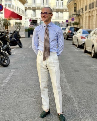 С чем носить табачный галстук с принтом мужчине