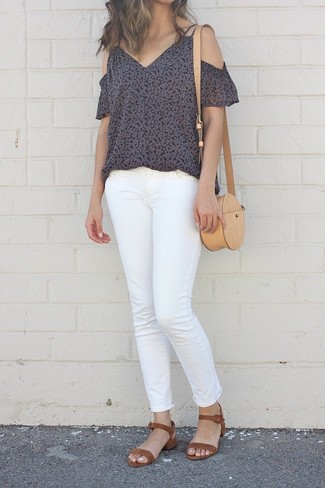 С чем носить табачные босоножек женщине