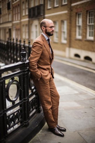 Какие монки с двумя ремешками носить с табачным костюмом