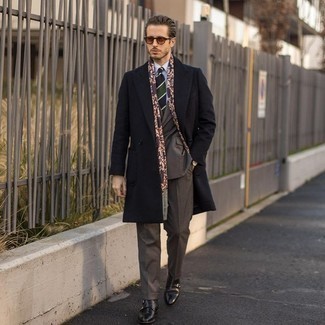 Какие монки носить с табачным костюмом