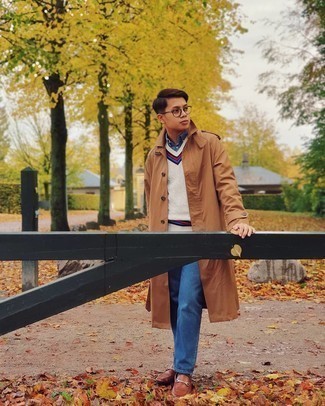 С чем носить табачный плащ мужчине