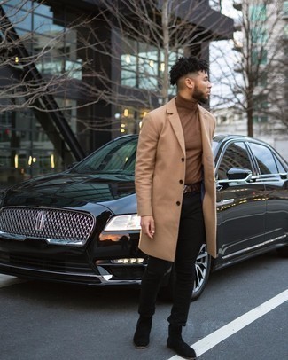 Какие джинсы носить с табачной водолазкой мужчине