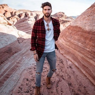 Какие джинсы носить с табачными рабочими ботинками мужчине