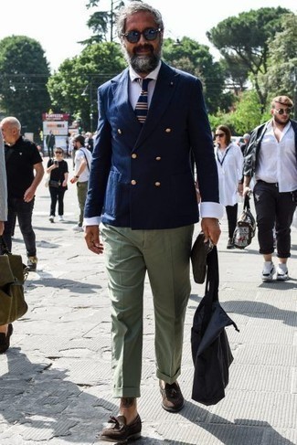 С чем носить табачный мужской клатч мужчине