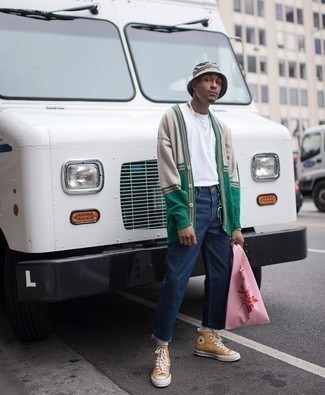 С чем носить большую сумку мужчине