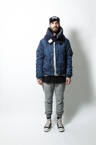 С чем носить спортивный костюм мужчине