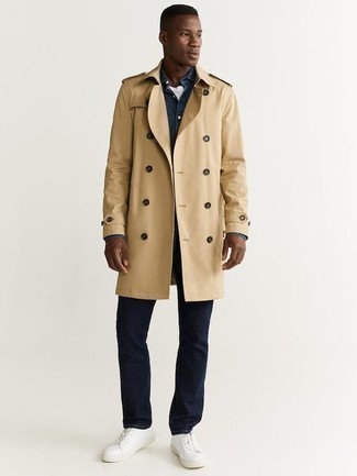 Как носить плащ с джинсовой рубашкой мужчине