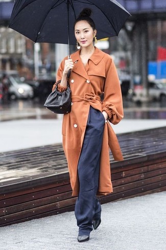 С чем носить плащ женщине