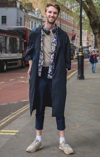 Как носить плащ с рубашкой с коротким рукавом мужчине