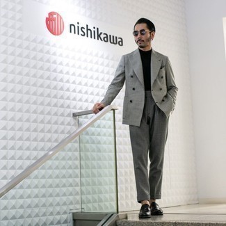 Как носить водолазку с двубортным пиджаком мужчине