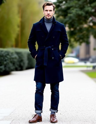 С чем носить водолазку мужчине