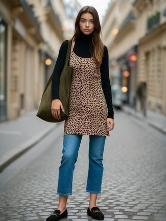 Как носить водолазку с платьем-майкой