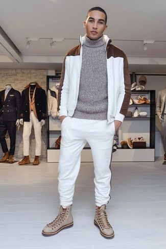 Как носить водолазку с спортивным костюмом мужчине