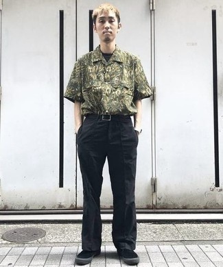 Мужская оливковая рубашка с коротким рукавом с принтом от Daily Paper