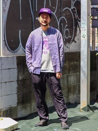 Темно-пурпурные брюки чинос от WHITNEY
