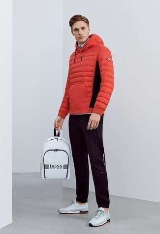 Мужская оранжевая куртка-пуховик от Gucci