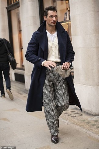 Серые шерстяные брюки чинос в шотландскую клетку от Gucci
