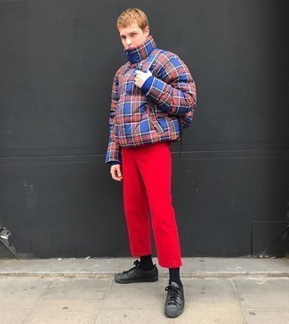 Красные брюки чинос от Levi's