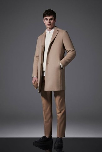 С чем носить свитер с v-образным вырезом мужчине