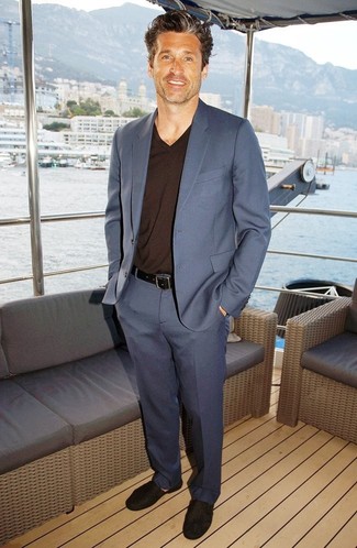 Как носить свитер с v-образным вырезом с костюмом