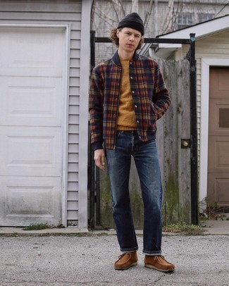 Как носить университетскую куртку с ботинками дезертами