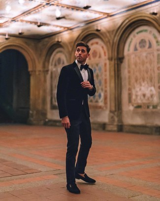 С чем носить бархатный пиджак мужчине