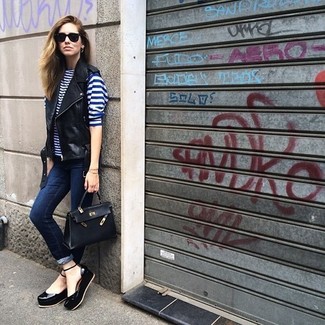 Как носить безрукавку с джинсами скинни